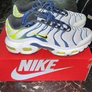 Nike Air Max Plus